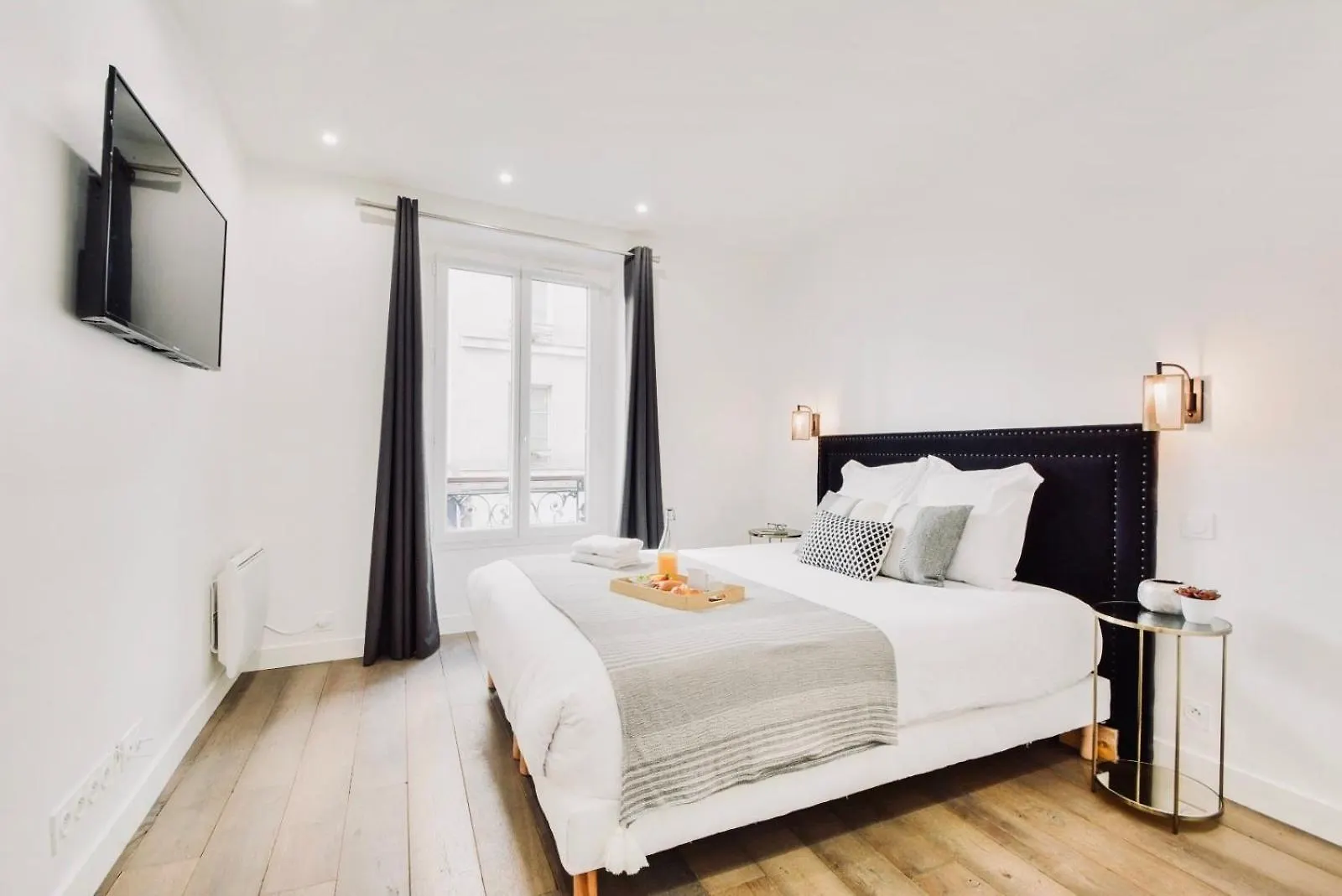 Elegance Contemporaine Sublime 3 Chambres Impeccablement Agencees Paris Apartment